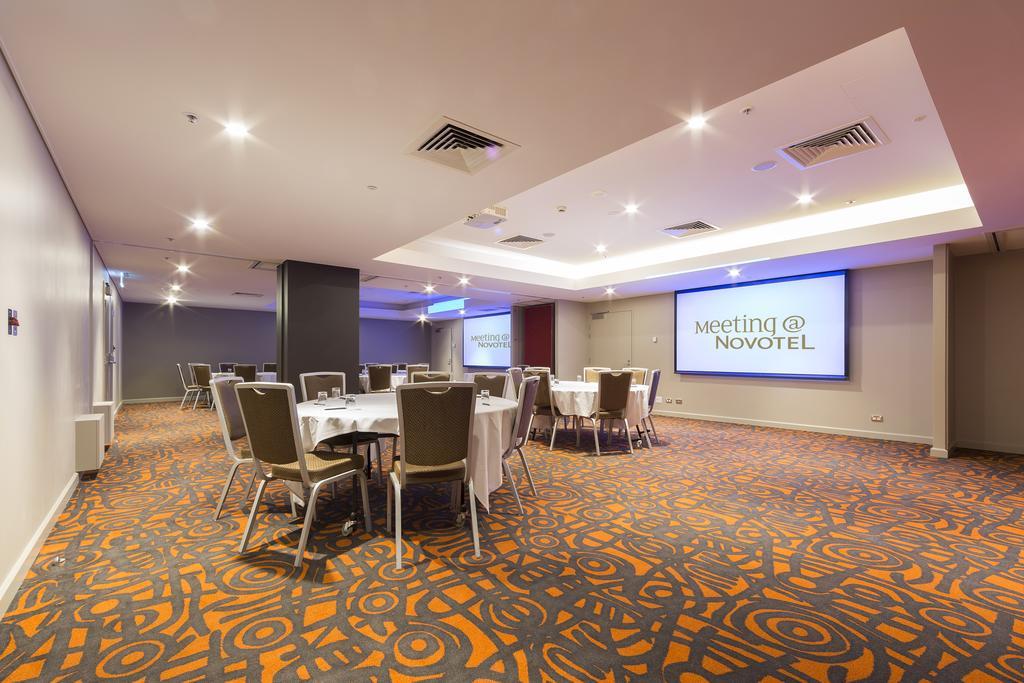 Novotel Canberra Extérieur photo