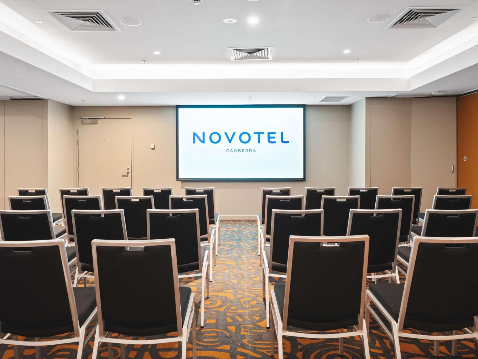 Novotel Canberra Extérieur photo