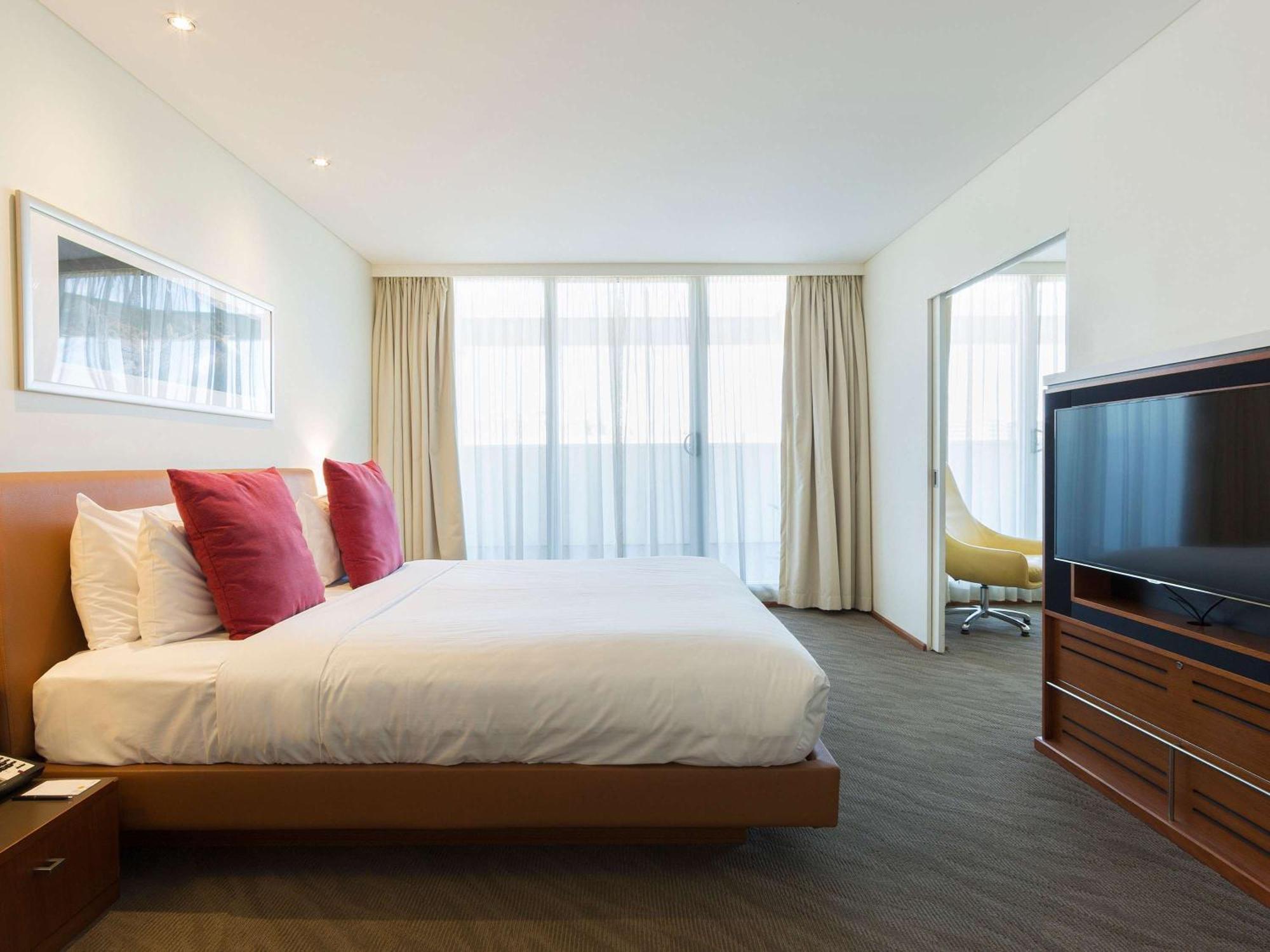 Novotel Canberra Extérieur photo